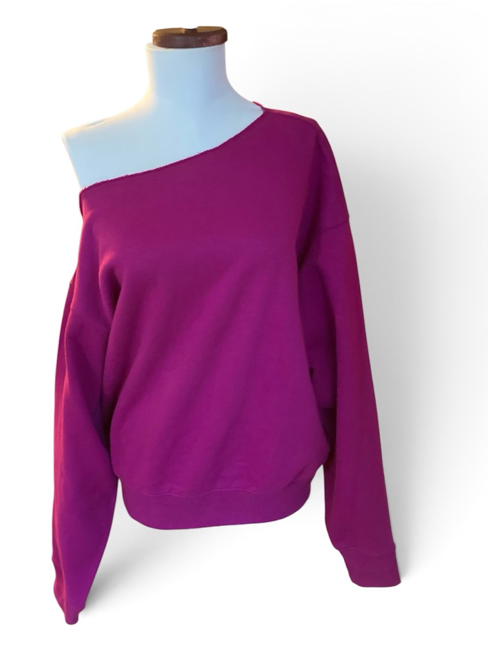 NWT EXPRESS Cold Shoulder Oversized Sweatshirt Soft Sz Med Layering Magenta